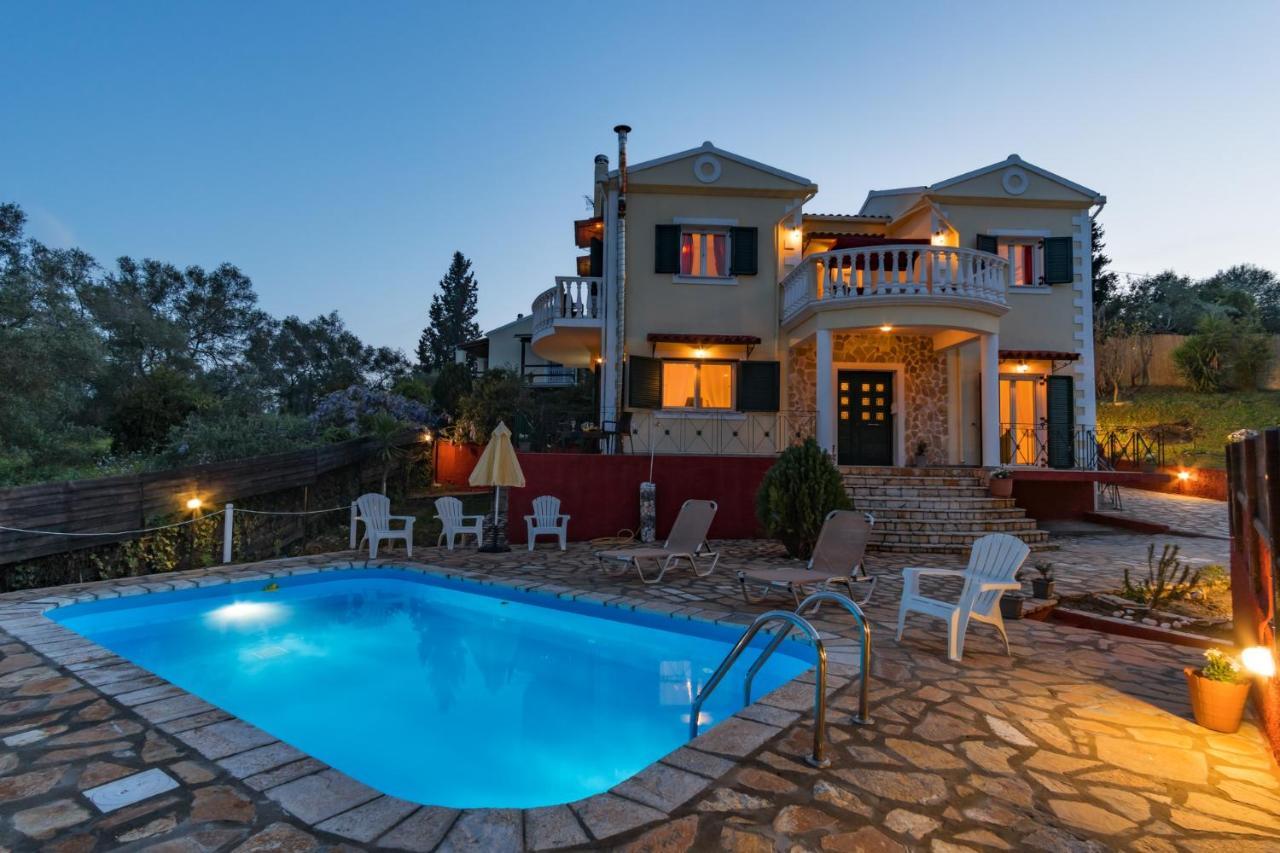 Kavallouri Villa Anne Marie מראה חיצוני תמונה
