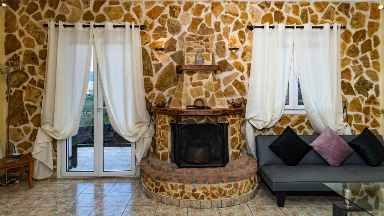 Kavallouri Villa Anne Marie מראה חיצוני תמונה