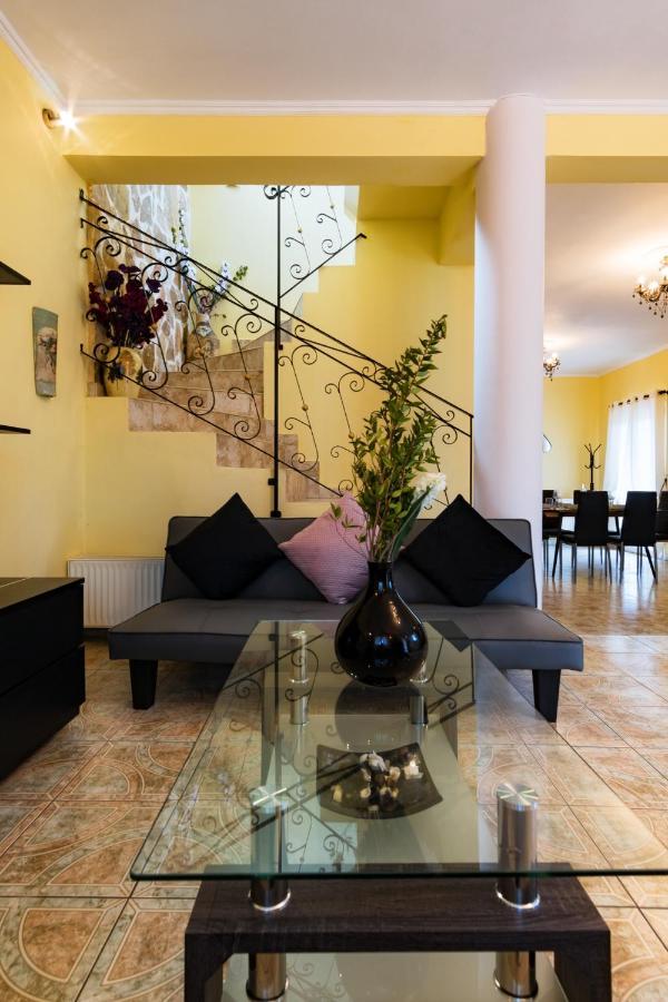 Kavallouri Villa Anne Marie מראה חיצוני תמונה